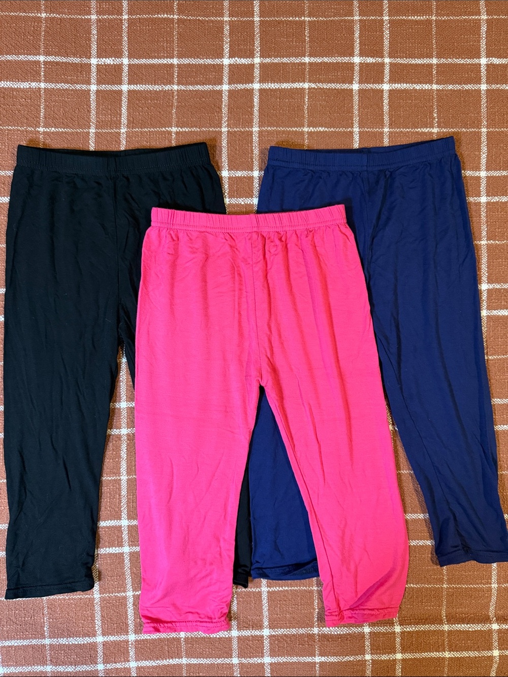 Girls’ Capris 3-pack in Black, Dark Pink, and Navy - Size 7/8